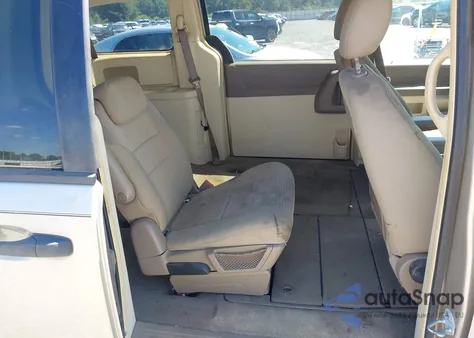 2008 Chrysler Town & Country Lx from USA, damaged, VIN 2A8HR44HX8R844976